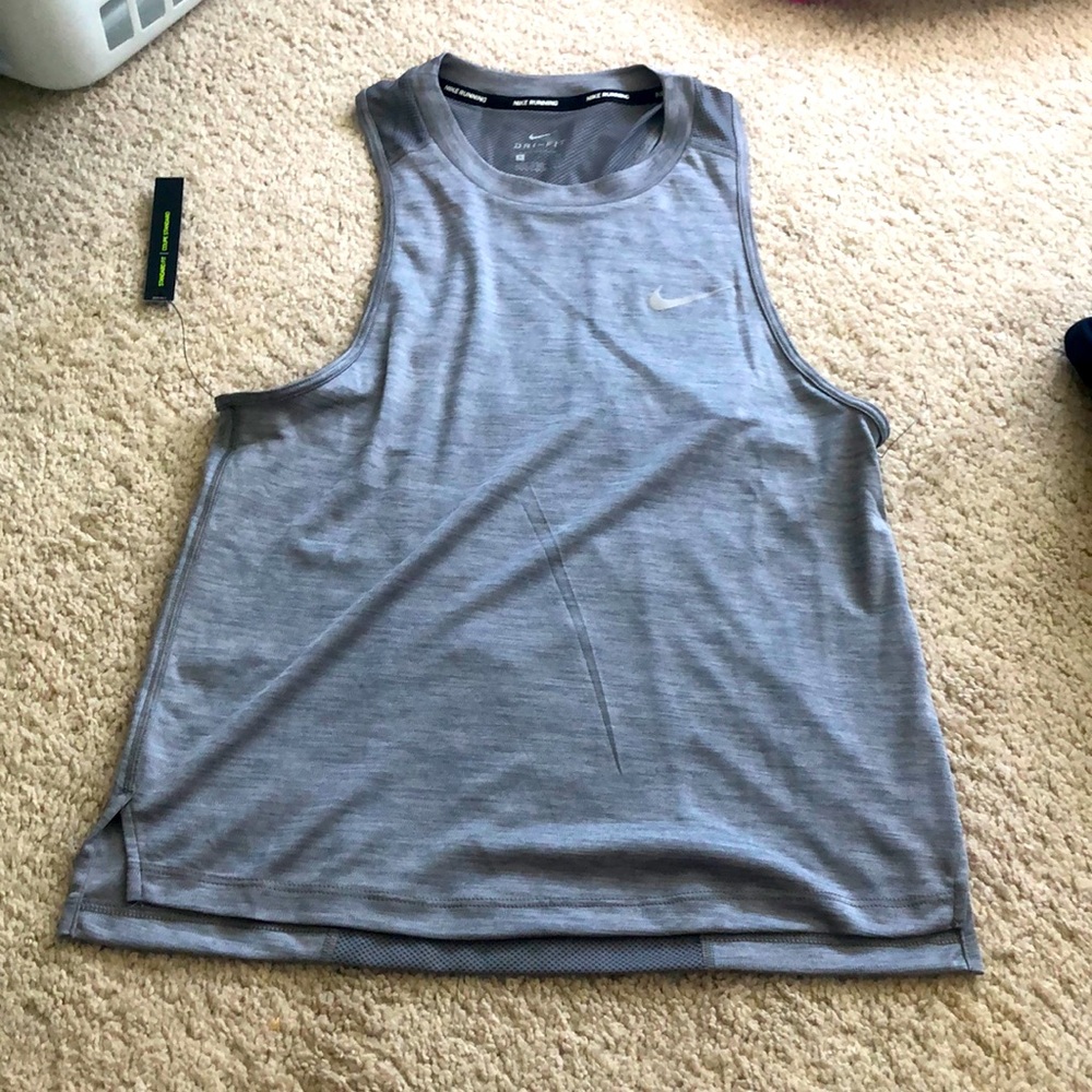 Nike tank